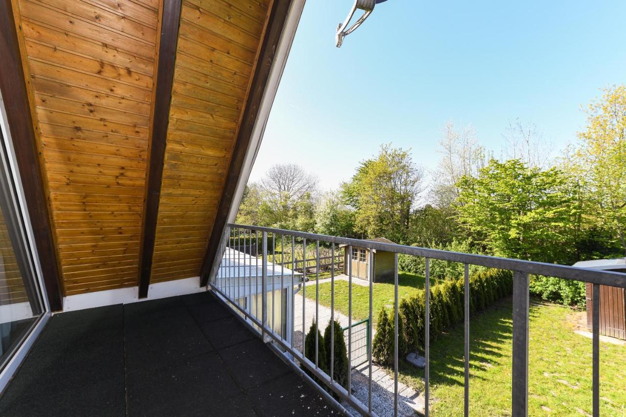 Hus Achtern Diek Bensersiel Exterior foto